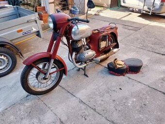 Jawa ČZ 175 kyvacka rám, ČZ 175 jednovyfuk motor bez tp