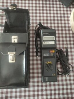 Metra Blansko PU 182.1 MEGMET 501 D - Digitální měřič izolač