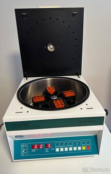 Profesionální odstředivka/centrifuga (Technica CENTRIC 322A) - 1
