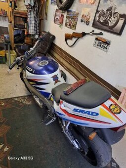 Suzuki Gsx-R 750 srad