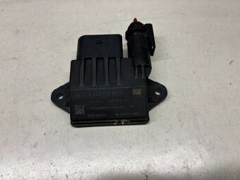 //Relé žhavení MERCEDES 2.2/2.7/3.0CDi//