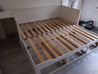 Postel rozkládací s úložným prostorem