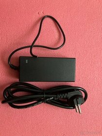 Napájecí zdroj 12V