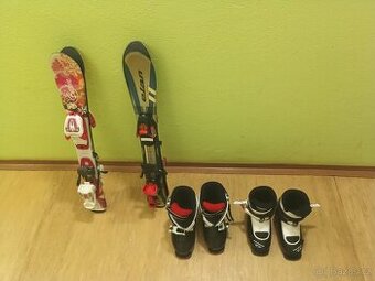 Set lyží a lyžáků