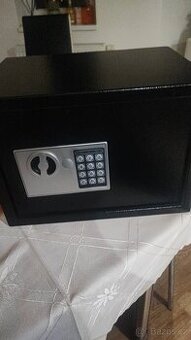 Digitální trezor G21