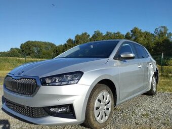 Škoda Fabia IV - 1.5 tsi,dsg,VÝBAVA,12000KM,2025, airbagy OK