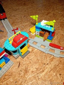 Lego Duplo několik sad