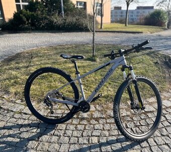 Prodám horské kolo Kross Level 3 grey