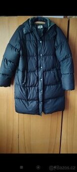 Černá dámská zimní péřová bunda