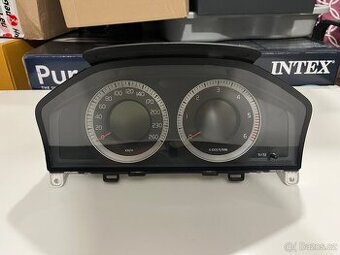 Budíky Volvo V70 III 31270367 AA