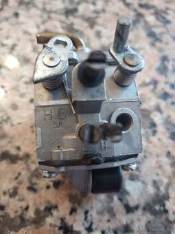 karburátor Stihl 046