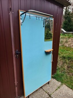 Retro trubkový věšák chrom/ šatní stěna