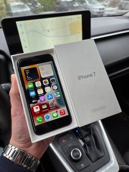 Apple iPhone 7 256GB Space Grey - baterie 80%
