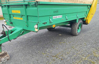 ROZMETADLO HNOJE 4,5 T,ORGINALNÍ STAV