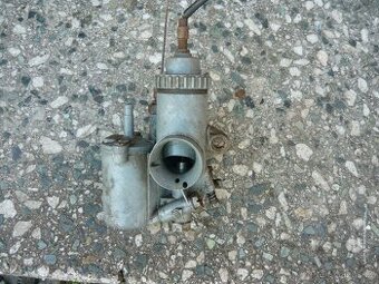 Skútr Čz prase 502-karburátor