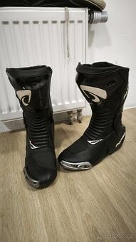 Boty na motorku Forma Hornet, velikost 41.