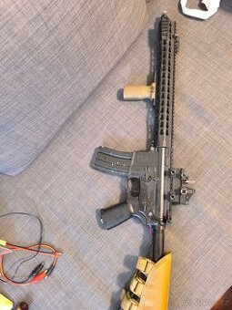 AEG, M4 AR15 +red dot