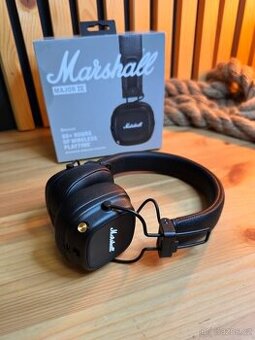 Sluchátka Marshall Major IV