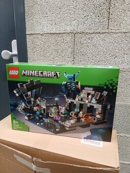 Lego 21246. Bitva v Deep Darku.