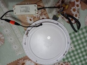 Led stropní světlo 18 w Apled nové