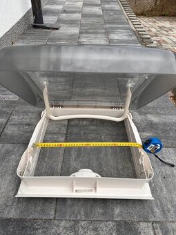 Střešní okno Dometic Mini Heki 40x40cm