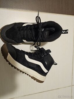 Prodám zimní boty Vans UltraRange EXO Hi MTE - 1, vel. 36,5