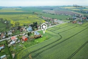 PRODEJ ZASÍŤOVANÉHO STAVEBNÍHO POZEMKU V ROSNICÍCH U VŠESTAR