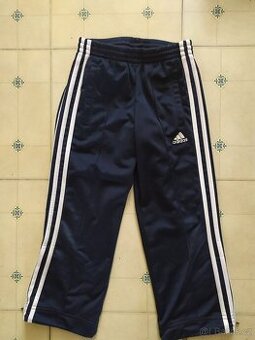 DĚTSKÉ TEPLÁKY S KAPSAMI ADIDAS VEL.116