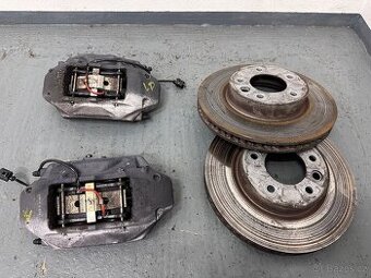 VW Touareg 3.0Tdi přední brzdy Brembo