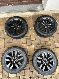 Sada zimních pneumatik i s disky : 225/55 R16 99H XL