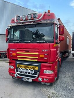Prodám třínápravový tahač DAF XF105.460