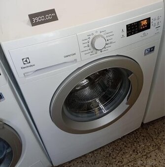 Prodám pračky od 2900