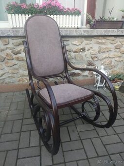 Houpací křeslo Thonet,po renovaci.