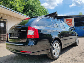 benzínová Škoda Octavia 2 Faceli 1.6 Mpi 115000km bez koroze