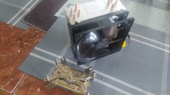 CPU Chladič-Hyper 212 Plus