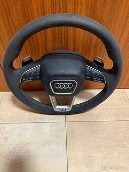 Audi RS3 8Y volant RS - 1