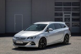 Opel Astra Sport Tourer 2.0 CDTI BiTurbo