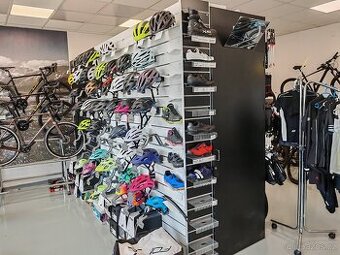 vybavení prodejny - cykloobchodu