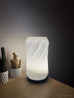 Stolní designová LED lampa