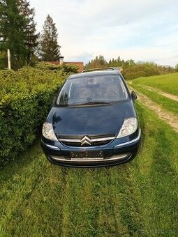 Citroën C8 jako celek náhradních dílů