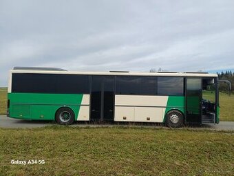 Obytný autobus M1