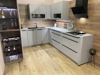 Kuchyňská linka Nobilia