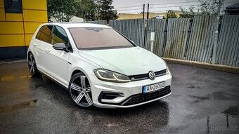 Volkswagen Golf 2.0 TSI BMT 4MOTION R