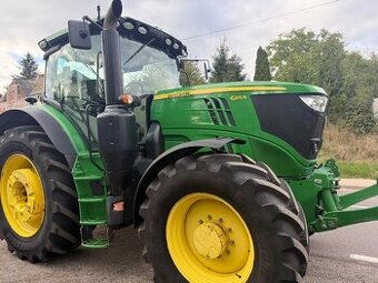 Zemědělský traktor John Deere 6215, rok výroby 2017, 7600 mo