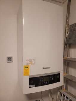 Plynový kotel BUDERUS LOGAMAX plus GB072-14