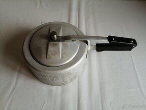 Retro tlakový hrnec - papiňák