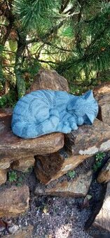 Zahradní dekorace- Spící kočka