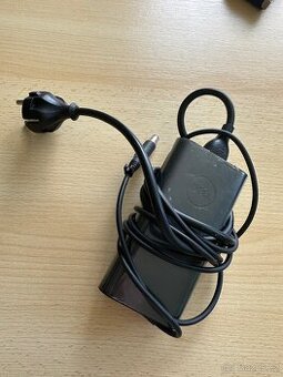 Originální nabíječka DELL na notebook – plně funkční ⚡