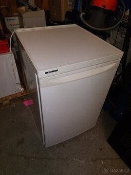 Liebherr KTSa-1514, menší značková lednice.