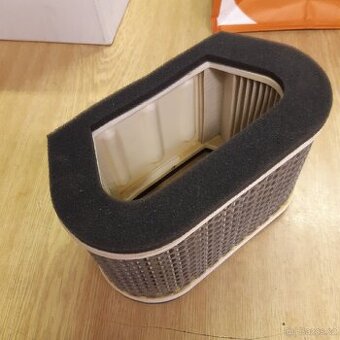 Prodám vzduchový filtr YAMAHA R1 r.v.98-99